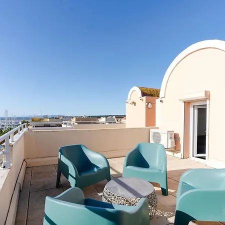 Apartment Duplex T2 Climatise, Terrasse, Proche Port - 4 Pers. - Fr-1-409-254 Gruissan